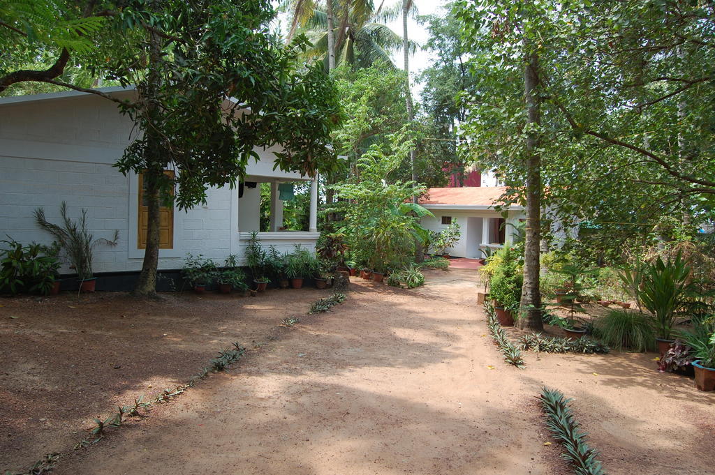 Jickys Nest Hotel Varkala Kültér fotó