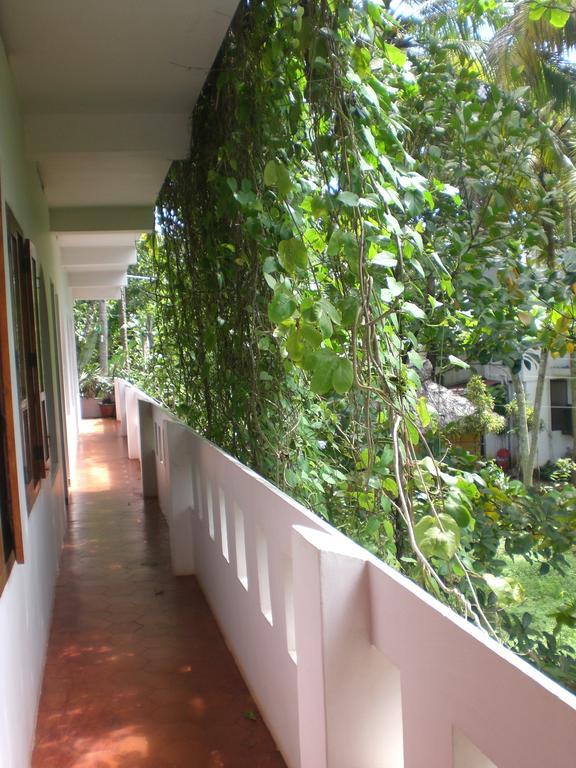 Jickys Nest Hotel Varkala Szoba fotó